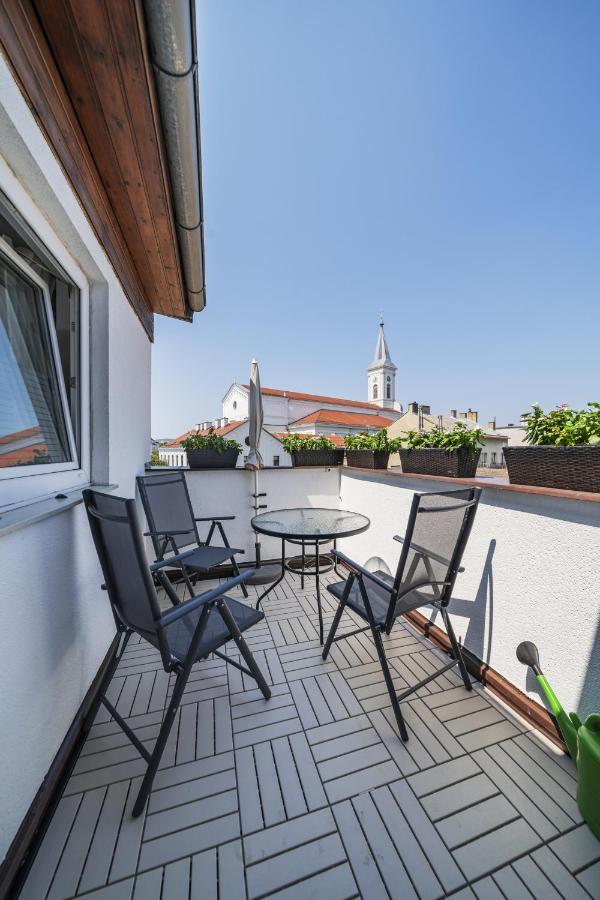 City Lodge Viena Exterior foto